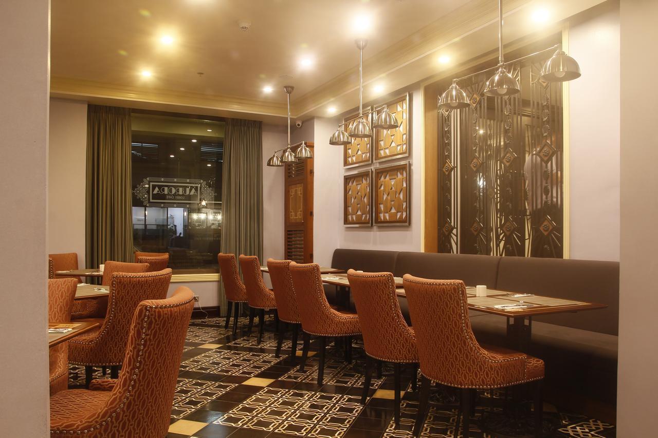 เฮอรัลด์ สวีท โพลาริส  Hotel Makati City ภายนอก รูปภาพ