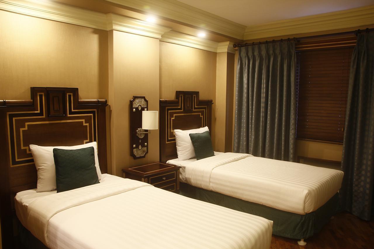 เฮอรัลด์ สวีท โพลาริส  Hotel Makati City ภายนอก รูปภาพ